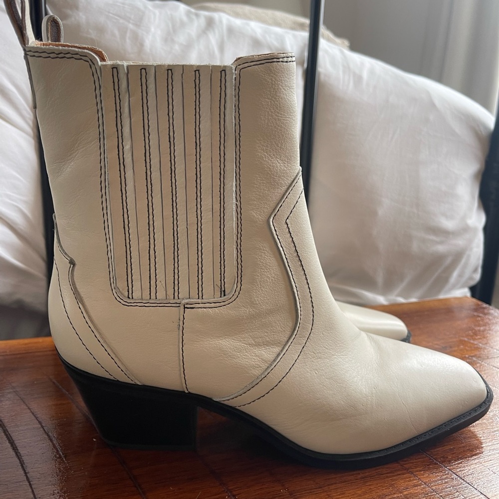 Women’s boot